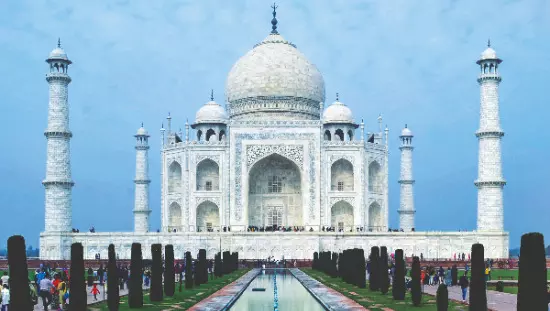 Rising Yamuna water level poses threat to Taj Mahal Rising Yamuna water level poses threat to Taj Mahal