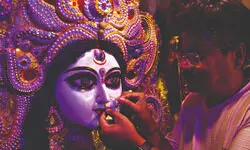 Kumartuli’s changing topography: From idol-making hub to cultural hotspot Kumartuli’s changing topography: From idol-making hub to cultural hotspot