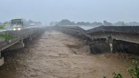 Heavy rains pound wide parts of J-K, bridge damaged on Jammu-Pathankot highway