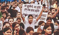 Bleeding voices at Ramlila: SSC aspirants allege police brutality Bleeding voices at Ramlila: SSC aspirants allege police brutality