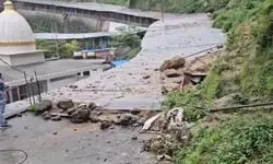 Five killed, 14 injured in landslide on route to Vaishno Devi shrine Five killed, 14 injured in landslide on route to Vaishno Devi shrine