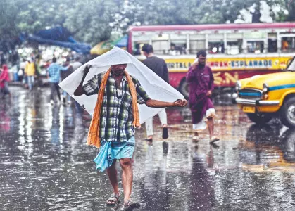 Cyclonic circulation to trigger heavy rainfall in South Bengal Cyclonic circulation to trigger heavy rainfall in South Bengal