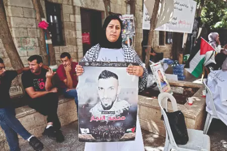 Protesters in Israel demand release of hostages as strikes kill 16 in Gaza Protesters in Israel demand release of hostages as strikes kill 16 in Gaza