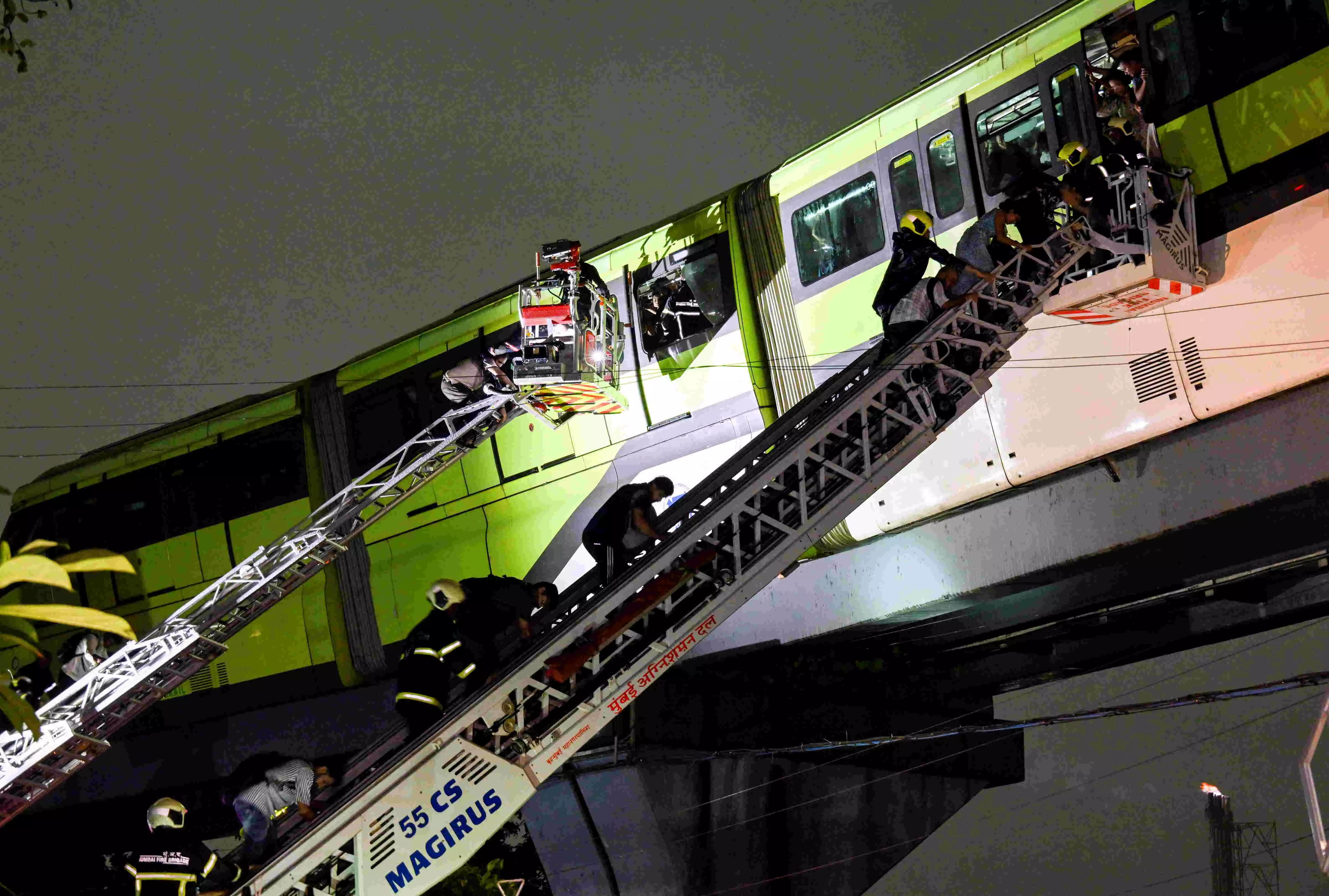 Week after rescue of commuters from stranded Monorail trains, MMRDA suspends 2 staffers for ‘lapses’ Week after rescue of commuters from stranded Monorail trains, MMRDA suspends 2 staffers for ‘lapses’