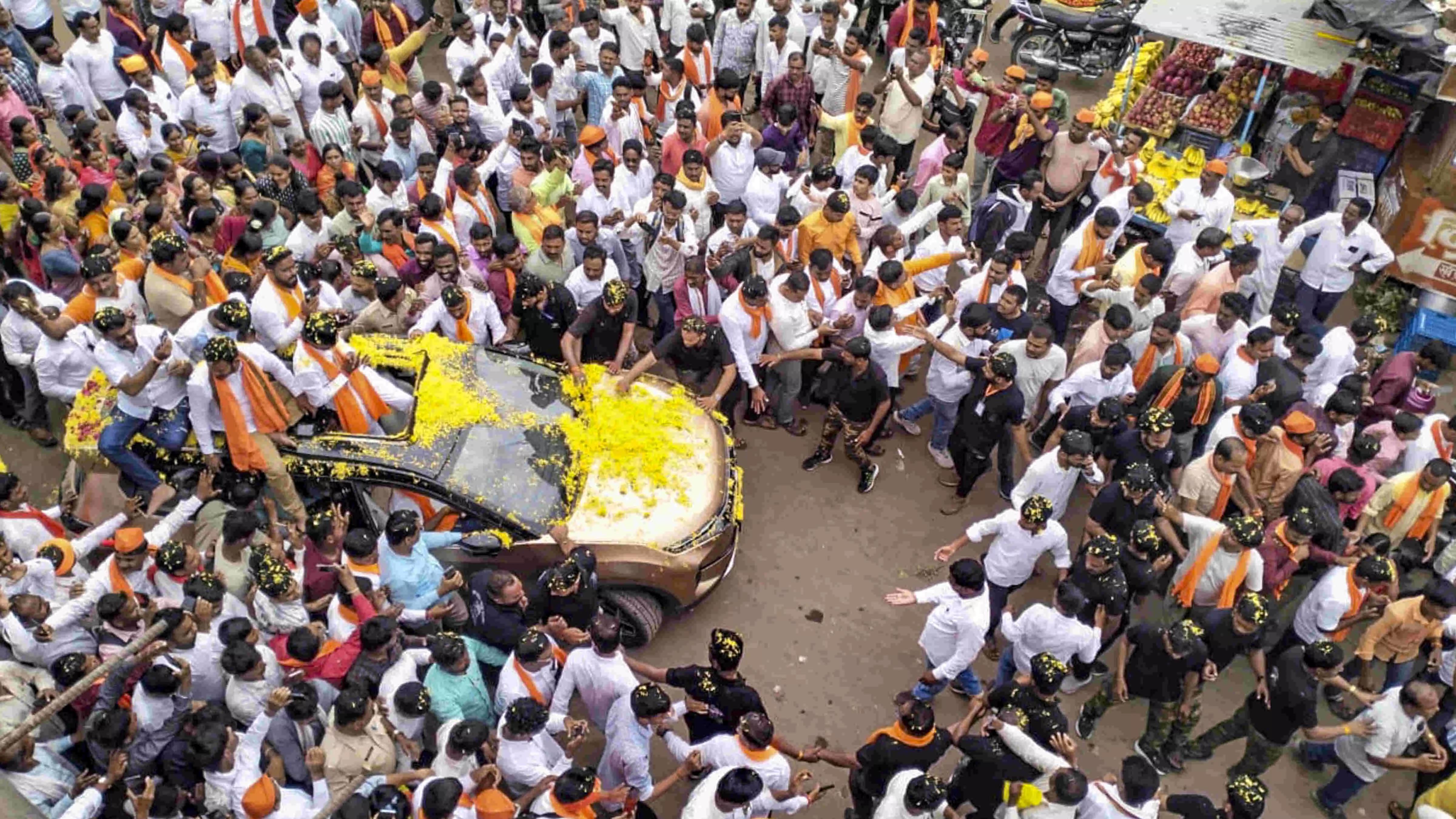 Govt ready to talk with Jarange, but it’s meaningless if he is firm on Mumbai protest: Vikhe Patil Govt ready to talk with Jarange, but it’s meaningless if he is firm on Mumbai protest: Vikhe Patil