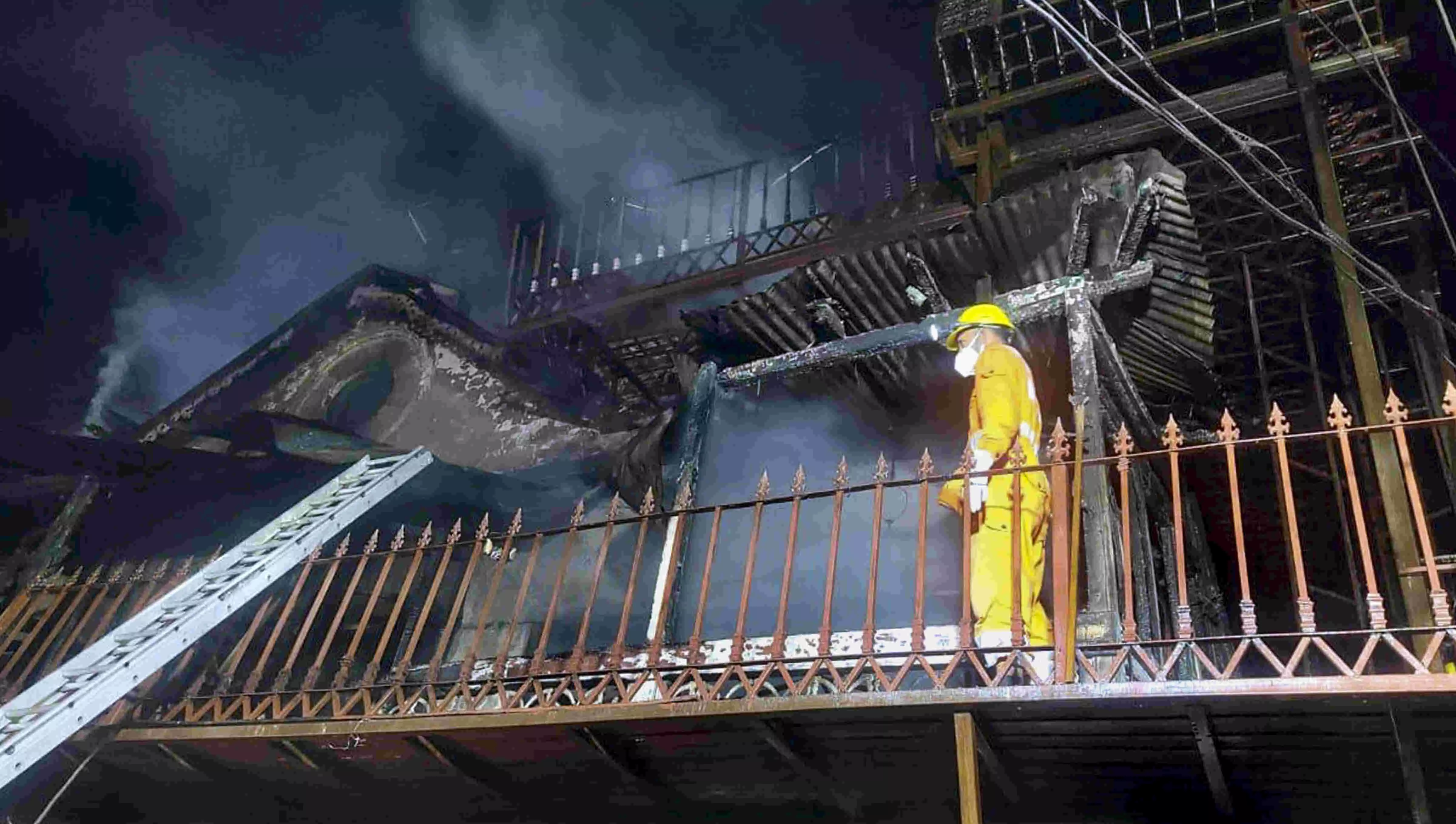 Fire breaks out in Old London House building in Nainital; elderly woman killed, structure gutted Fire breaks out in Old London House building in Nainital; elderly woman killed, structure gutted