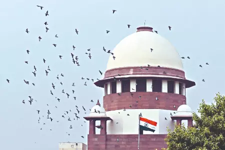 Supreme Court directs SSC to publish list of ‘tainted’ candidates