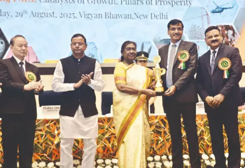POWERGRID receives award POWERGRID receives award