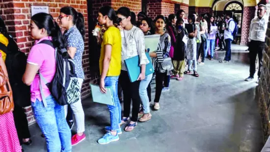 After prolonged OBC impasse, UG classes begin with over 2.25L students After prolonged OBC impasse, UG classes begin with over 2.25L students