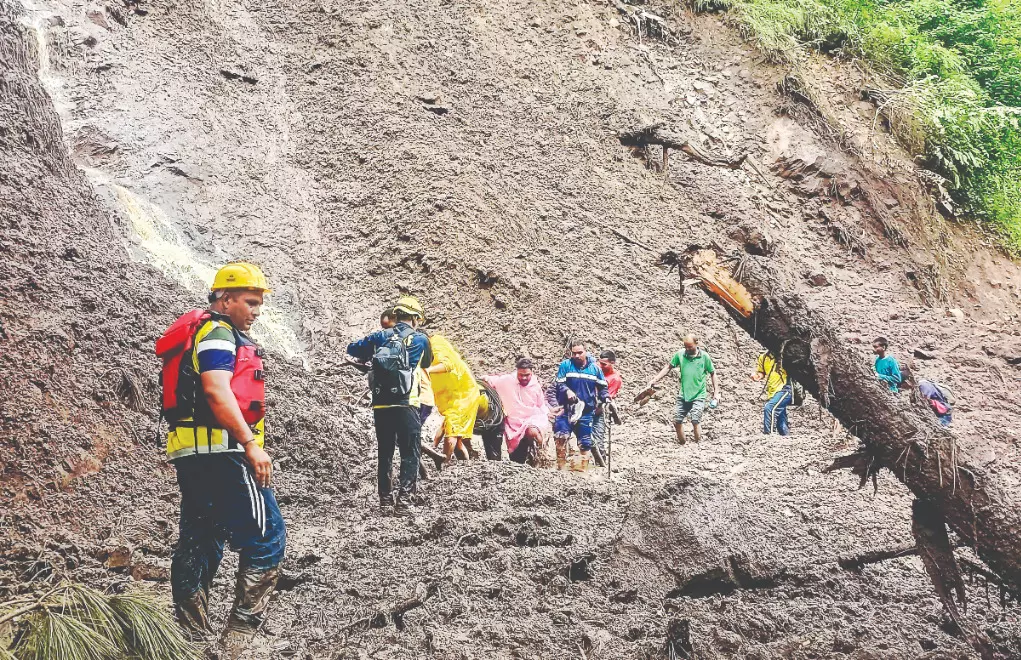 5 killed in cloudbursts in U’khand, a chunk of Manali washed away, Punjab submerged 5 killed in cloudbursts in U’khand, a chunk of Manali washed away, Punjab submerged