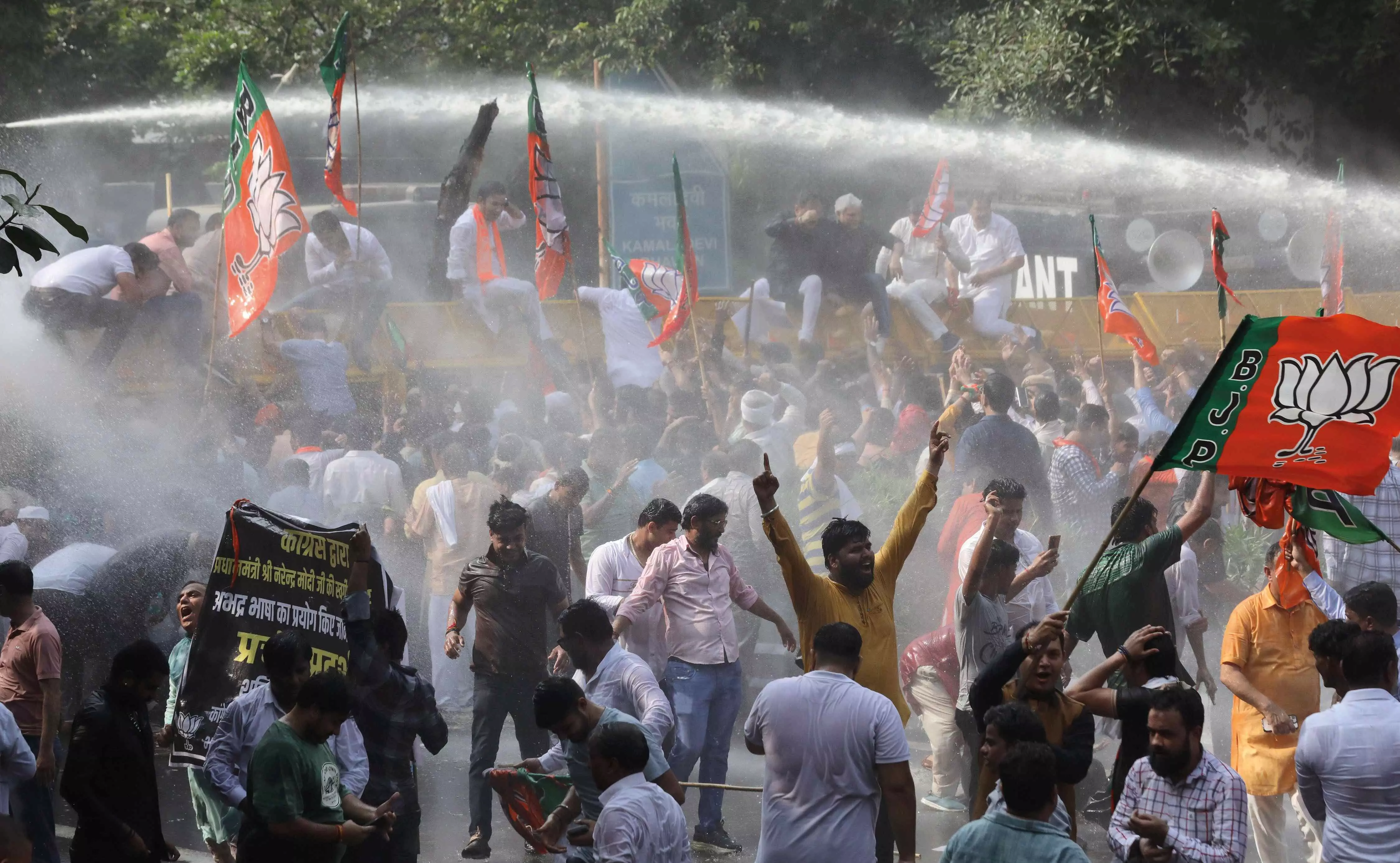 BJP stages protest over Cong’s offensive remarks on PM Modi BJP stages protest over Cong’s offensive remarks on PM Modi