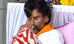 Azad Maidan erupts in joy as Maratha quota activist Jarange declares victory Azad Maidan erupts in joy as Maratha quota activist Jarange declares victory