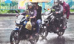 Squall front to bring heavy showers across South Bengal for 3 days Squall front to bring heavy showers across South Bengal for 3 days
