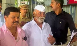 Arun Gawli walks out of Nagpur jail after 17 years as SC grants him bail in murder case Arun Gawli walks out of Nagpur jail after 17 years as SC grants him bail in murder case