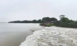 Bhutni: Floods threaten exam centres as waters of Ganga & Fulhar rivers rise