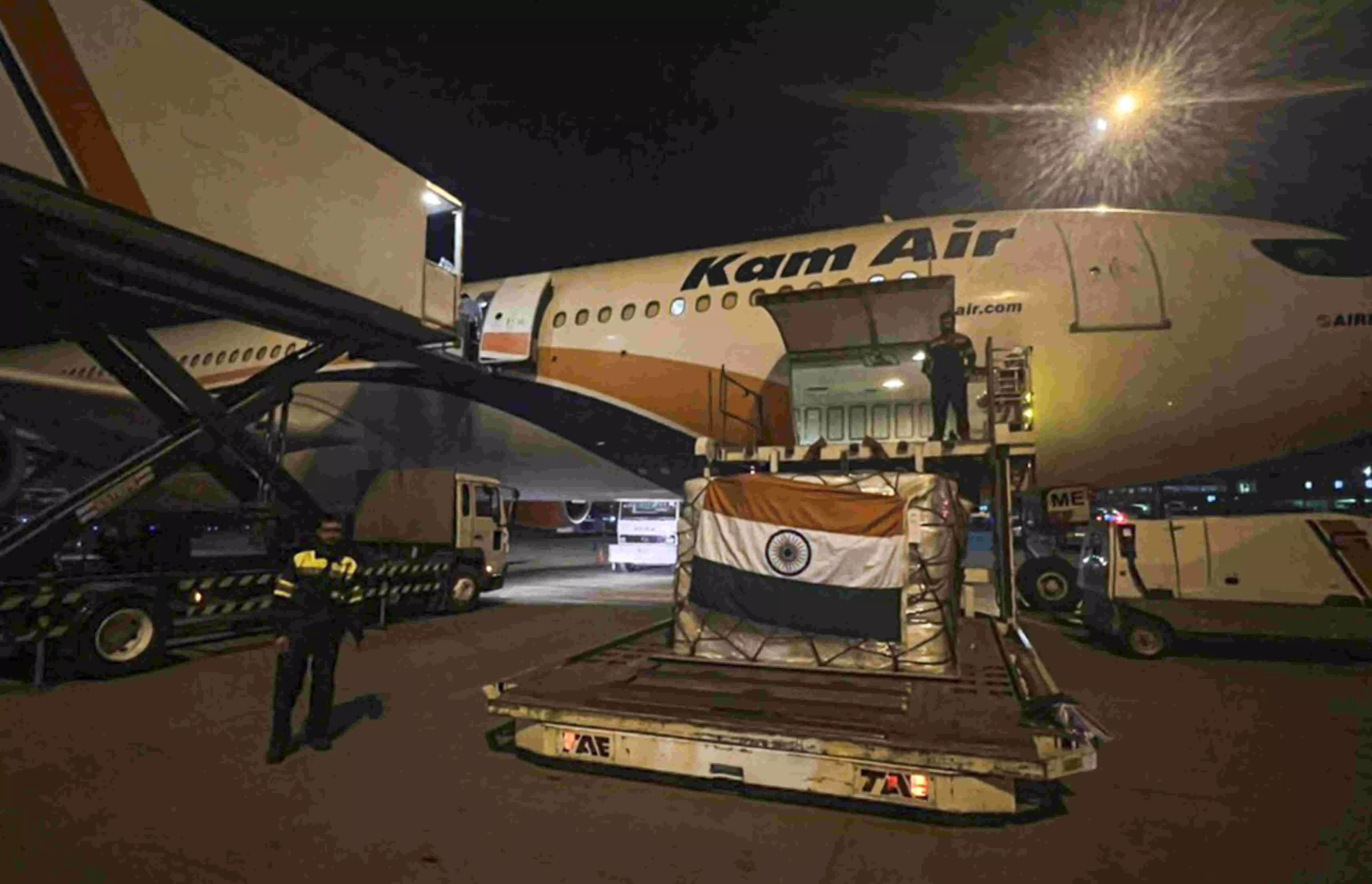 India delivers 21 tonnes of relief materials to quake-hit Afghanistan India delivers 21 tonnes of relief materials to quake-hit Afghanistan