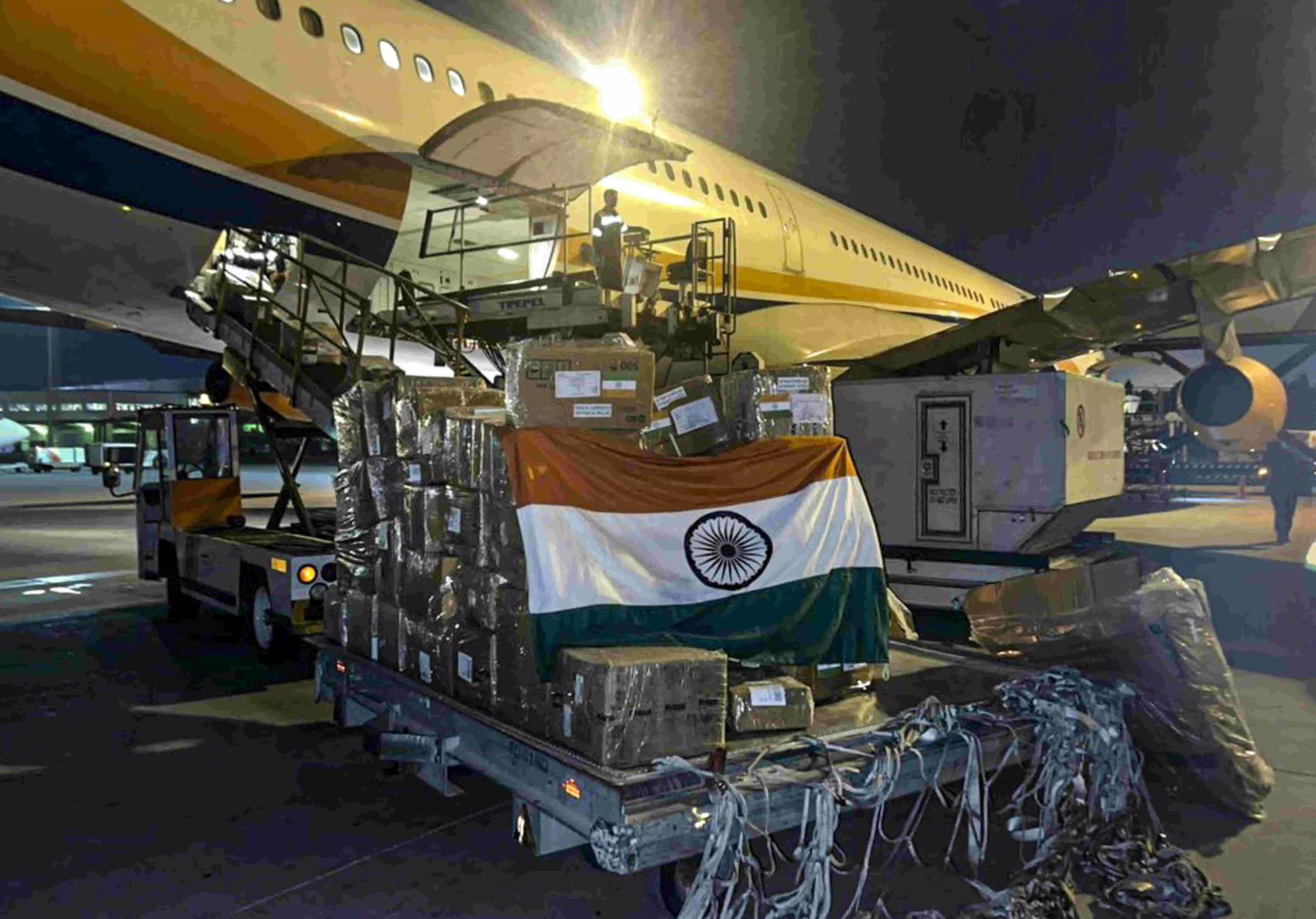 India delivers 21 tonnes of relief materials to quake-hit Afghanistan India delivers 21 tonnes of relief materials to quake-hit Afghanistan