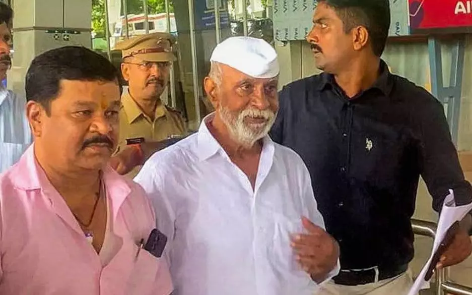 Arun Gawli walks out of Nagpur jail after 17 years as SC grants him bail in murder case Arun Gawli walks out of Nagpur jail after 17 years as SC grants him bail in murder case