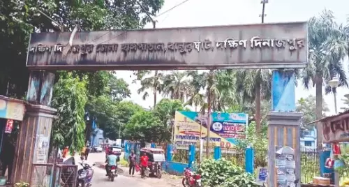 Balurghat Dist Hosp grapples with acute shortage of doctors Balurghat Dist Hosp grapples with acute shortage of doctors