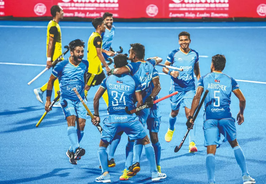 India out for final push