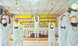 Chh’garh govt starts Yoga, Sudarshan Kriya sessions