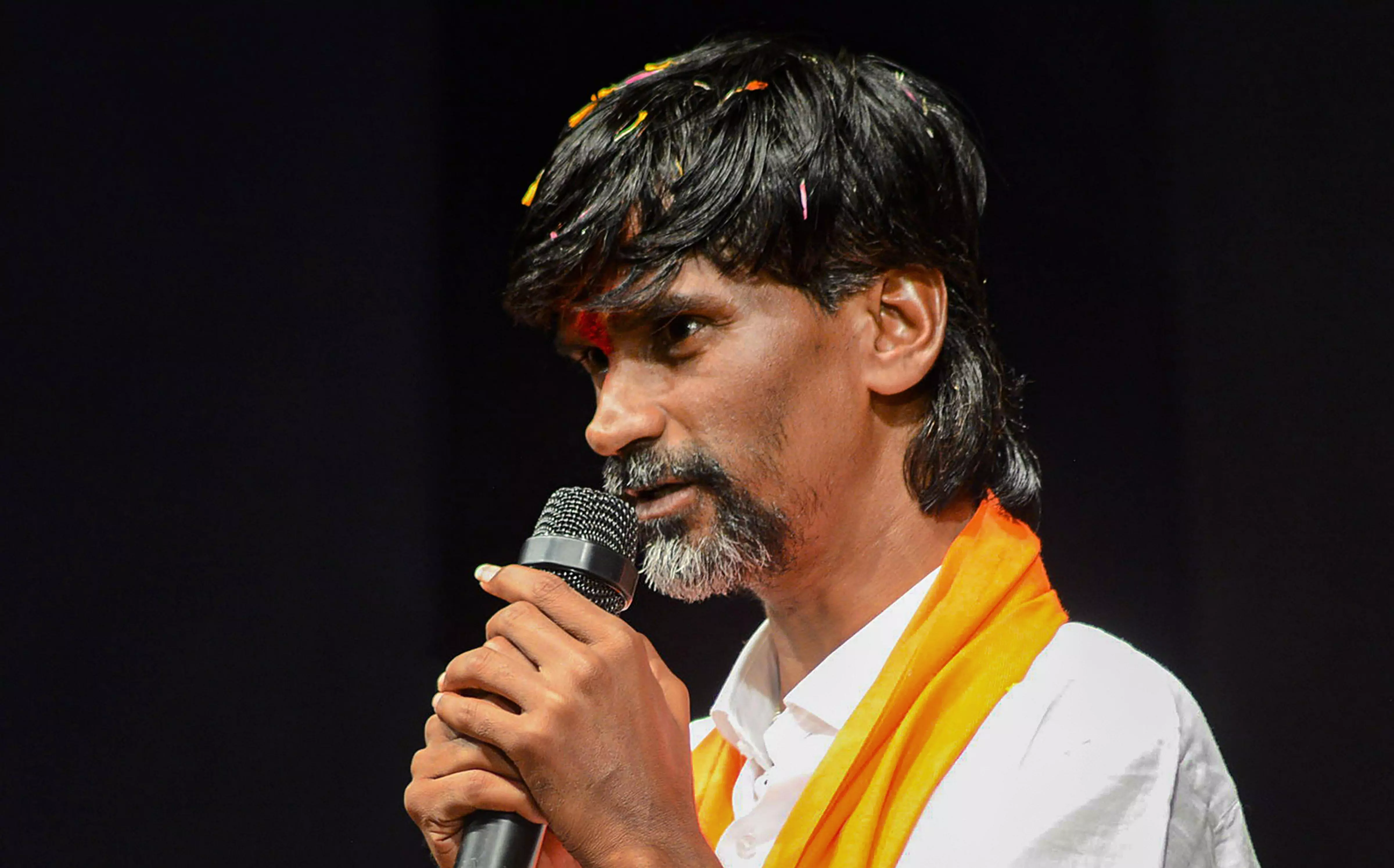Enforce GR, start giving Kunbi certificates to Marathas before Sep 17: Jarange to govt Enforce GR, start giving Kunbi certificates to Marathas before Sep 17: Jarange to govt