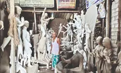 Raiganj artisans hit by time crunch, weather & rising costs