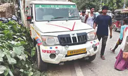 Malda: 2 HS students killed on way to exam centre as van rams their bike