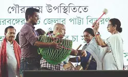 North Bengal: Mamata distributes over 11K pattas, launches Rs 400-cr projects