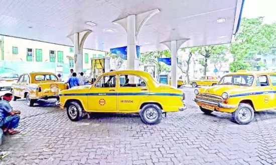 Hassle-free travel: ‘Yatri Sathi’ cab service launched in Digha Hassle-free travel: ‘Yatri Sathi’ cab service launched in Digha