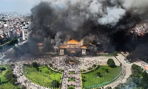 A Republic in Ruins