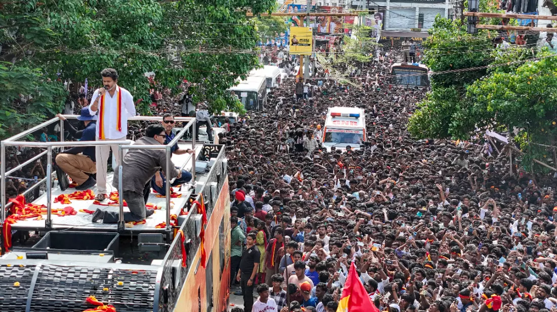 Actor Vijay faces audio glitch, targets BJP, DMK govts, says he entered politics to serve people Actor Vijay faces audio glitch, targets BJP, DMK govts, says he entered politics to serve people