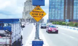 Maa Flyover: One hurt in collision of 3 cars Maa Flyover: One hurt in collision of 3 cars