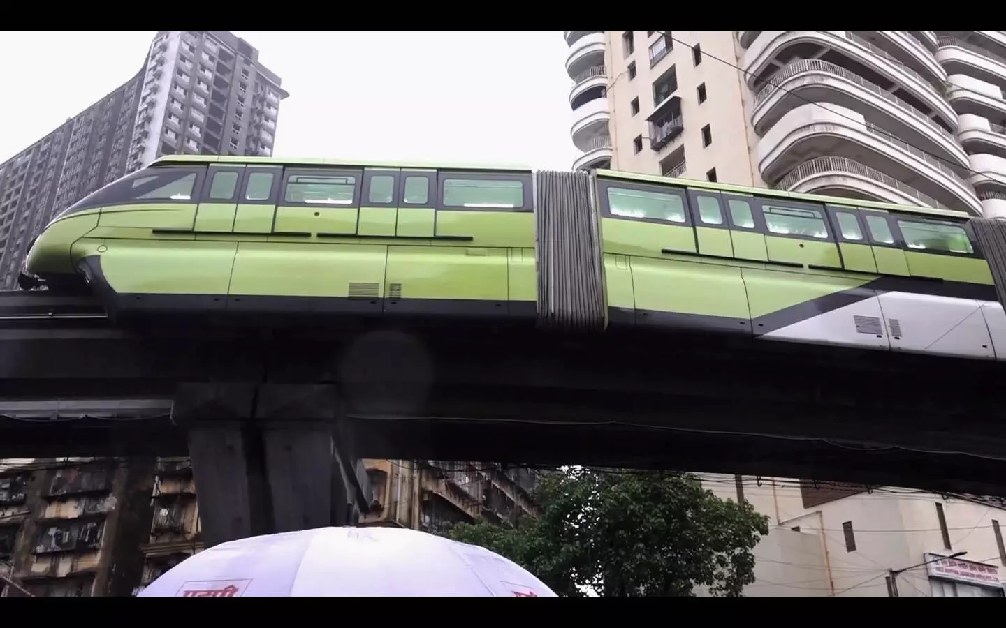 Monorail services resume after being stuck for hours near Wadala Monorail services resume after being stuck for hours near Wadala