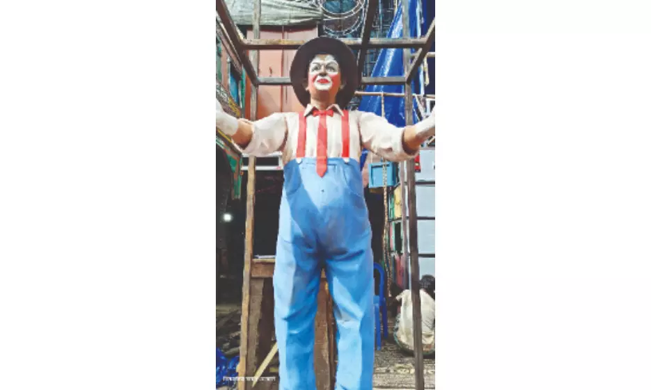 Diversity: Kolkata Puja themes highlight circus survival, river purity & illusion