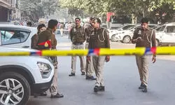 1 dead, 3 critical after falling into sewer