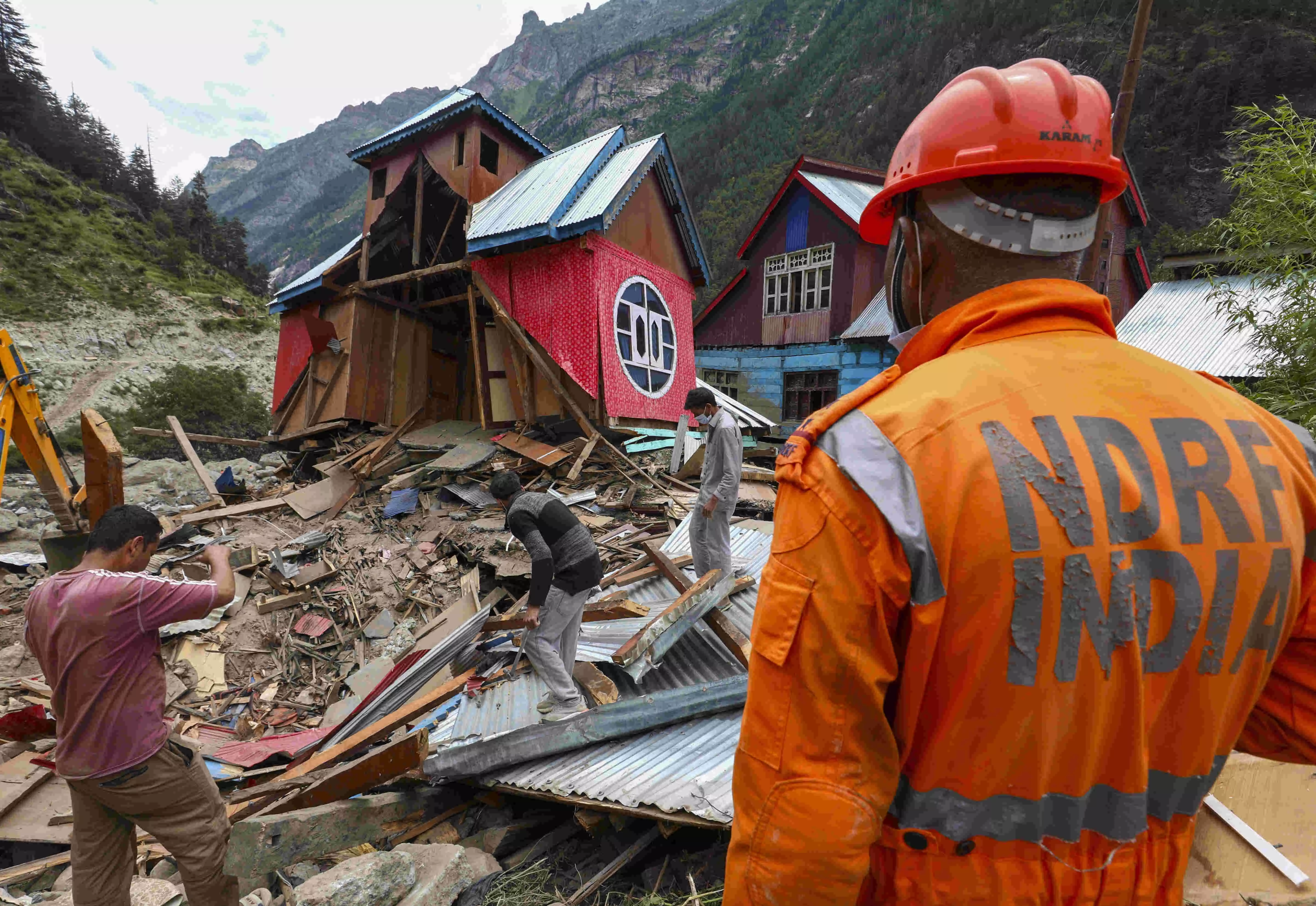 Over 1,500 houses completely damaged in Himachal Pradesh due to monsoon fury this year
