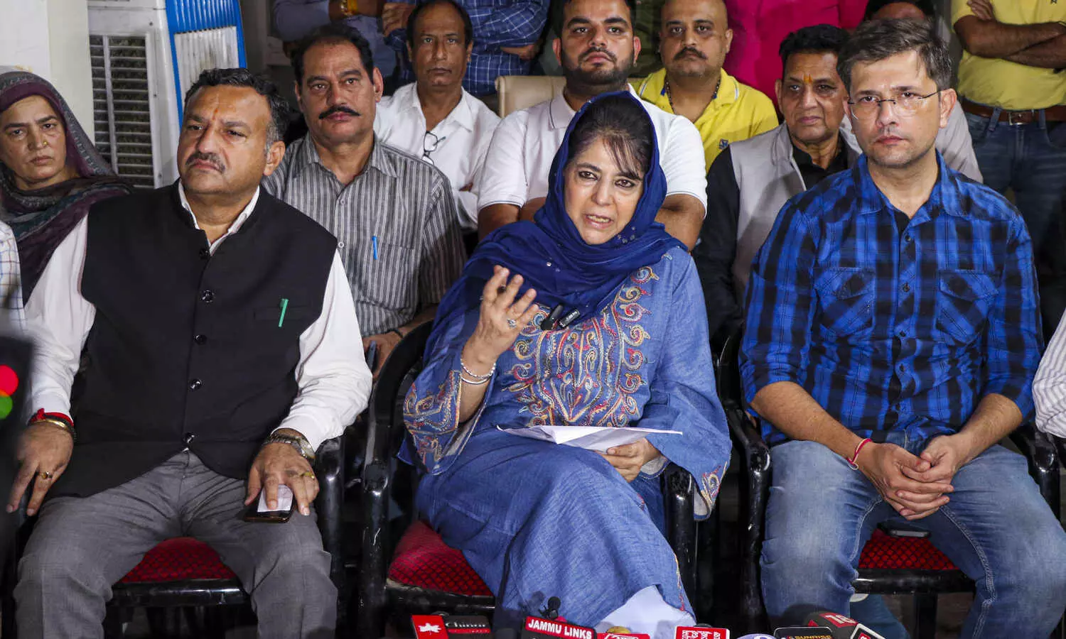 Mehbooba claims she is under house arrest