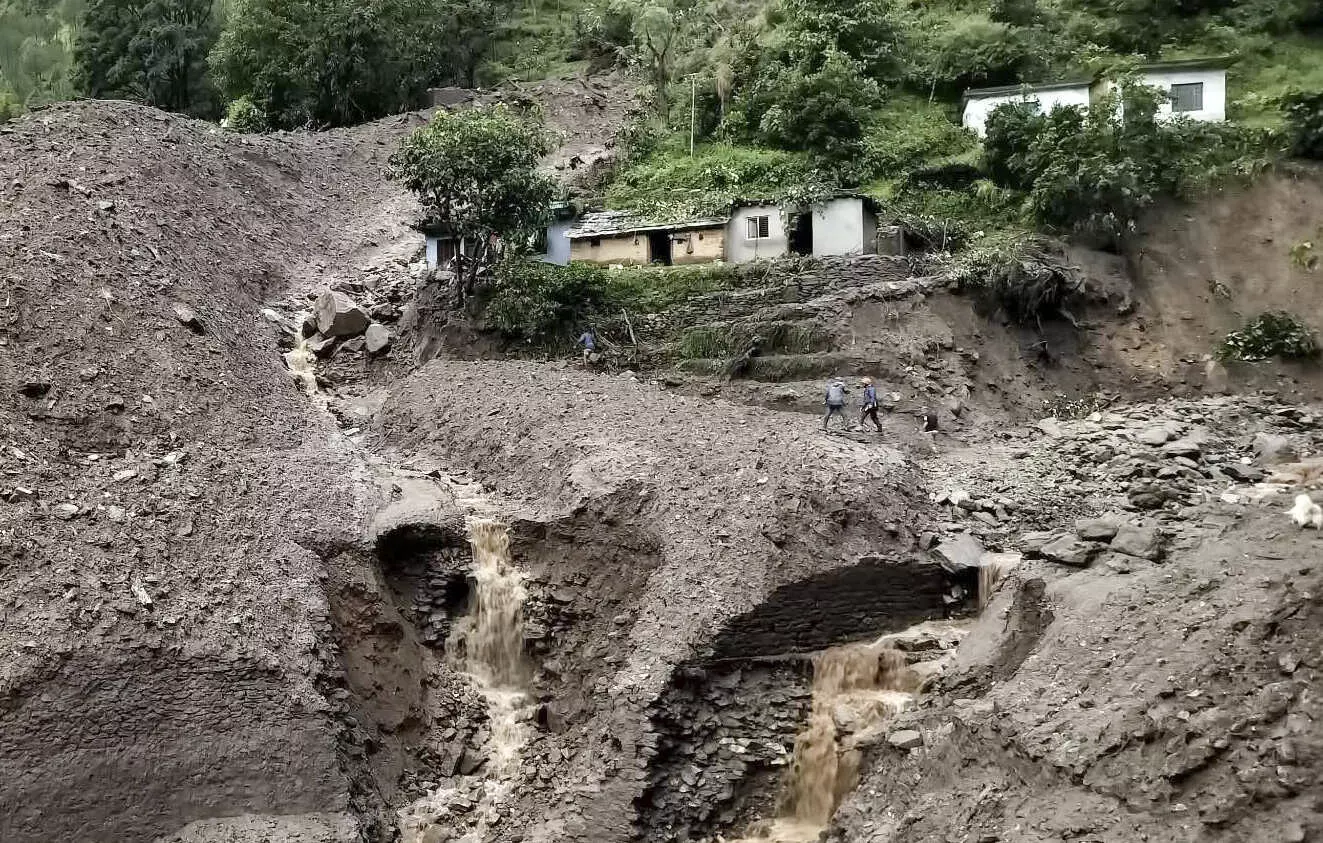 10 missing after landslide, flooding in Chamoli villages 10 missing after landslide, flooding in Chamoli villages