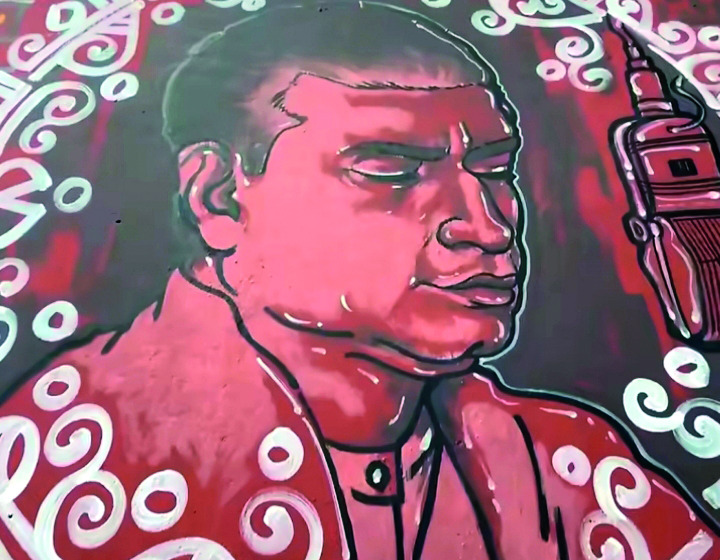 That’s the one morning when the old radio makes a grand comeback | Birendra Krishna Bhadra’s legacy to echo in his neighbourhood Puja That’s the one morning when the old radio makes a grand comeback | Birendra Krishna Bhadra’s legacy to echo in his neighbourhood Puja