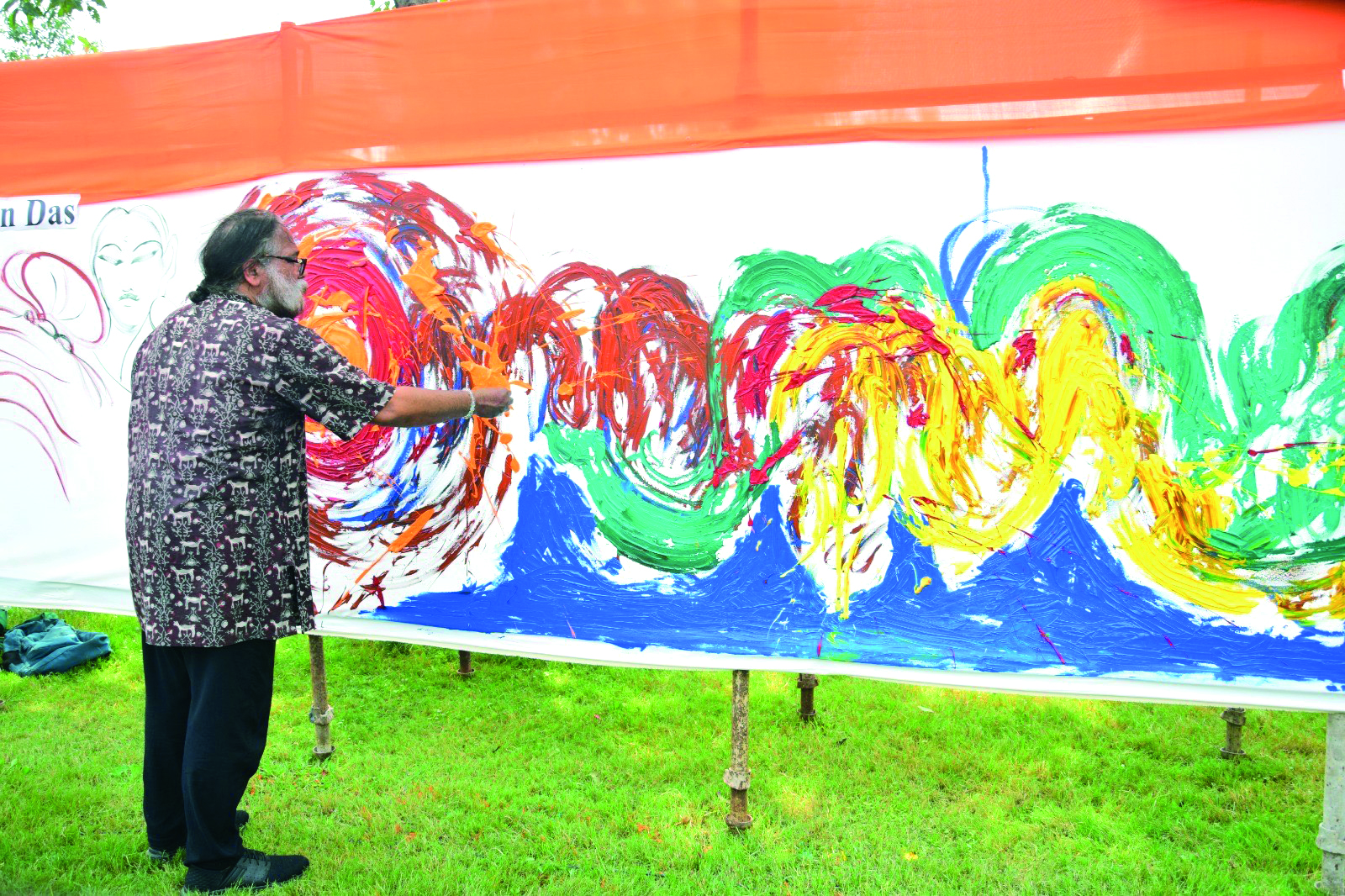 35K artists, 10-km canvas: New high for NDMC as it sets world record 35K artists, 10-km canvas: New high for NDMC as it sets world record