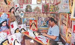 Dressing the Goddess Tradition, Faith & Survival Dressing the Goddess Tradition, Faith & Survival