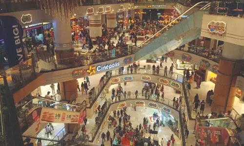 Kolkata malls see record Puja shopping rush on final weekend