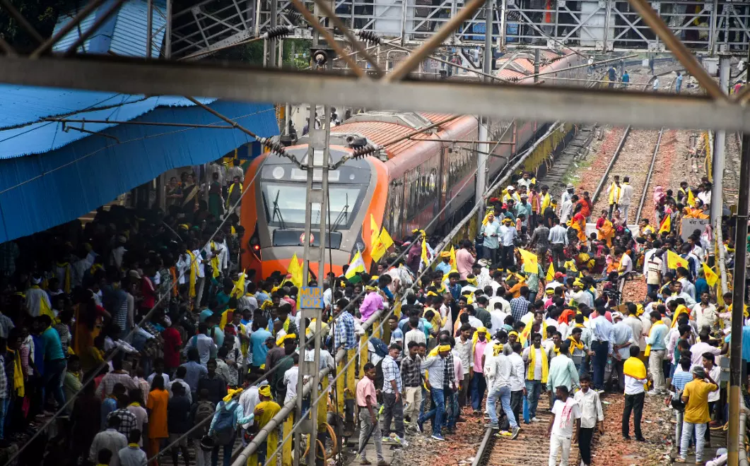 Jkhand: Kurmi agitators lift blockade from all but 2 rail stations post Centres assurance of talks