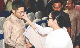 Mamata pens 16 songs for new Puja album ‘Durga Angan’ Mamata pens 16 songs for new Puja album ‘Durga Angan’