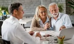 How to choose the right health insurance for parents and senior citizens