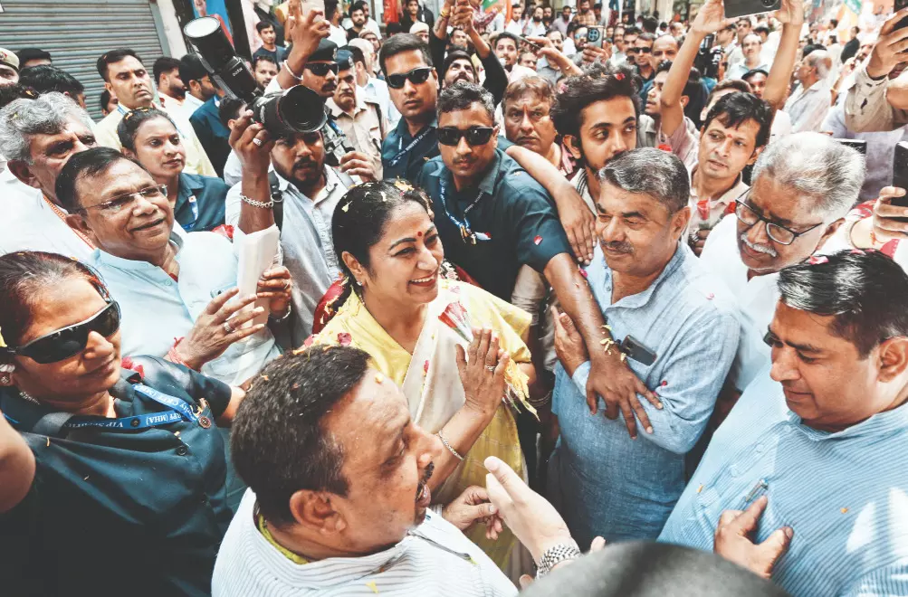CM meets traders in Tri Ngr, hails GST reforms as ‘Diwali gift’ from PM CM meets traders in Tri Ngr, hails GST reforms as ‘Diwali gift’ from PM