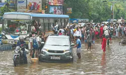 Unprecedented downpour paralyses Kolkata: 251 mm rain breaks 4-decade record, 8 dead