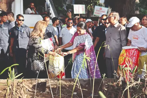 CM Rekha Gupta, ministers take broom duty