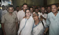 Bengal govt to provide Rs 2 lakh ex gratia to kin of those who lost lives due to rain: Mamata Bengal govt to provide Rs 2 lakh ex gratia to kin of those who lost lives due to rain: Mamata